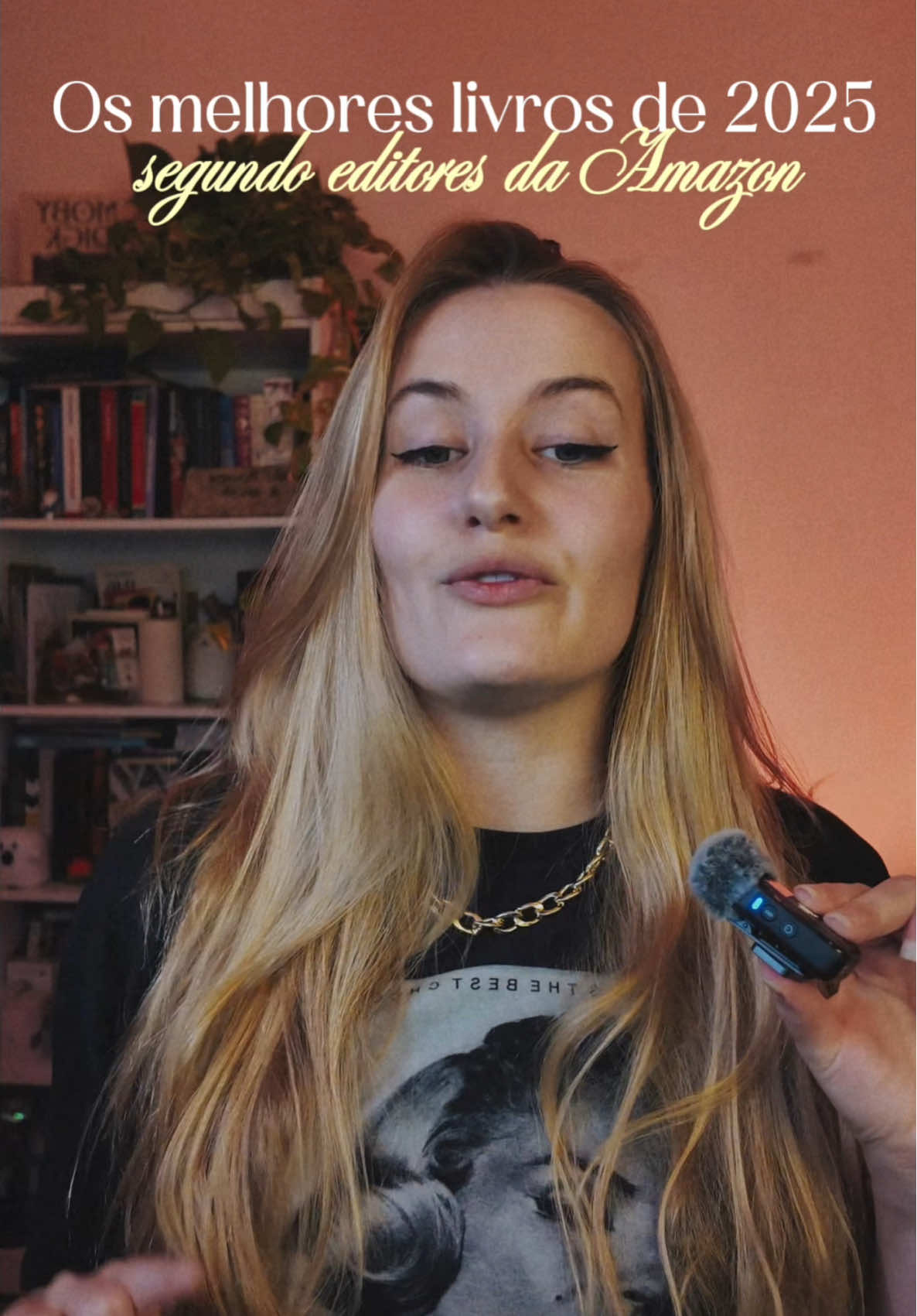 Os melhores livros de 2025, segundo os editores da Amazon 👀📚 Nem acredito que já chegou essa época do ano de novo de conferirmos as listas de melhores/mais vendidos.  Já leu algum desses? Ficou com vontade de ler? 