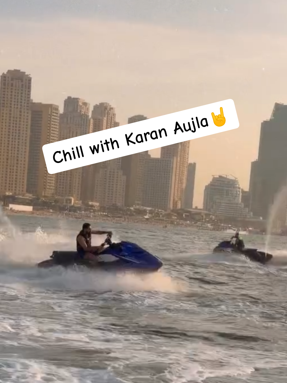 Chill with Karan Aujla 🤘💪🙏 #parmishverma #karanaujla #flex #fyp #dubai 