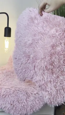 Jogo de banheiro 3 peças peludo! Confortável, antialérgico e antiderrapante para seu lar. ✨🛁 #conforto #banheiro  #decoração 