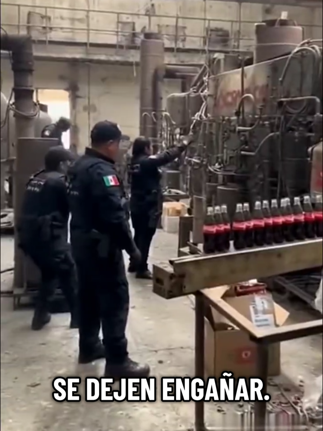 #cocacolacolaclon  #fabricaclandestinadecocacola #noticiafalsa #viral #parati 