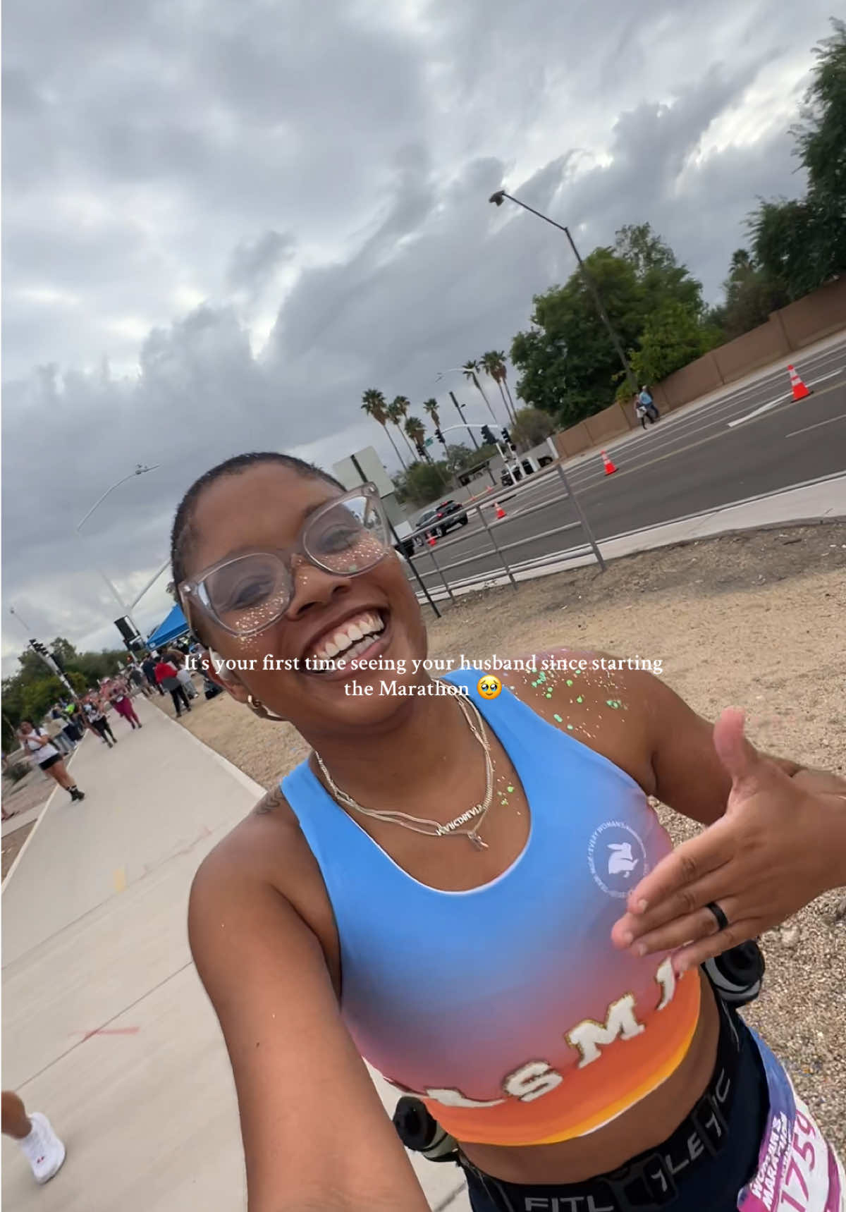 This is what pure happiness looks like I was so excited to see my husband his support meant so much to me during this race. Shout out to him & Josh for holding me and Juli down mile after mile. 🏅 #marathon #marathonrunner #everywomansmarathon #blackmarriage #purejoy 