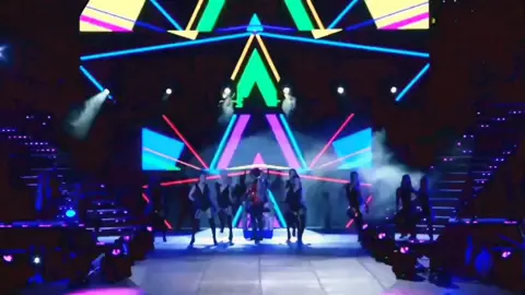 tháng 12 Sơn Tùng hát quay trở lại bài này nhé Sky ơi 🕊️💖