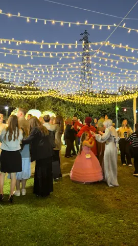 En güzel kınalar sizler için Samsun’un bütün ilçelerine hizmet veriyoruz. En güzel Led pist aydınlatma  #çarşamba#terme#samsun#salıpazarı#ayvacık 