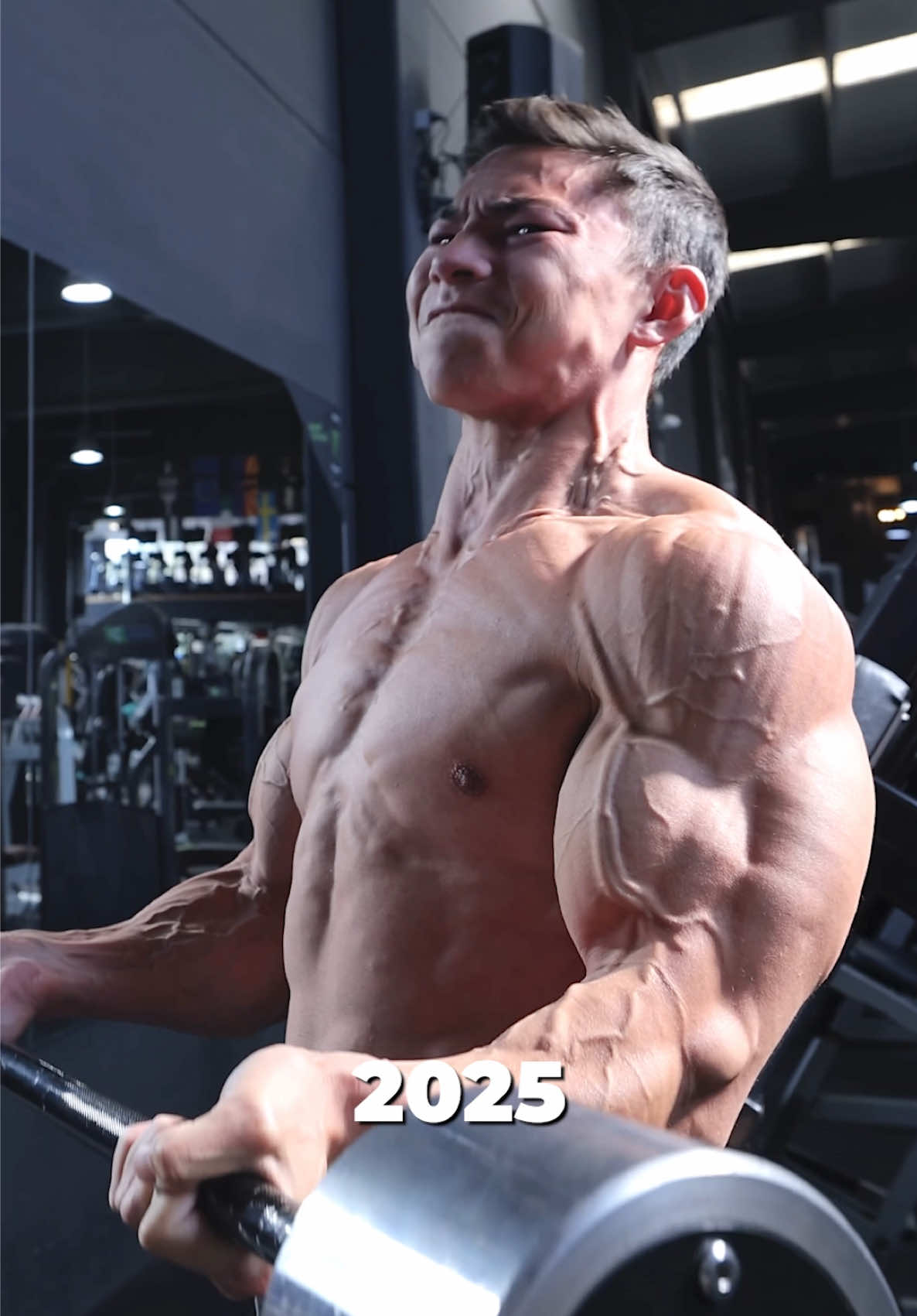 If I can do it, so can you. 8 year transformation 💪 Nothing is scarier than avoiding your full potential. If not now, then when? 