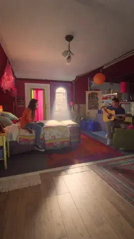 Imagine… a reunion for Another Cinderella Story 🙌🏼 💃🏽 #cinderellastory #selenagomez #drewseeley #joeyparker #nostalgic 