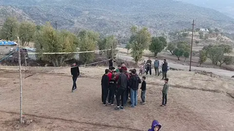 الحمد لله ئةڤرو ب هاريكاريا گةنجئن گوندي  مه ياريگةها توپا بالا يا گوندئ زانا دروستكرد سوپاس و دةستخوشي بو هةركةسئ بةشدار ددروستكرنا ياريگةهئدا#foryou #volleyball #sports 