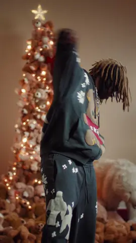 Ken Carson for @skims Cactus Plant Flea Market ☃️