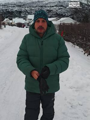 Faça uma doação para aquecer famílias refugiadas neste inverno!