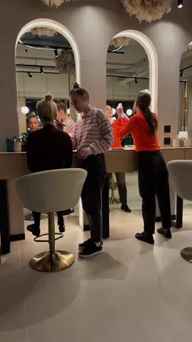 🤭 #humor #rek #salon #beauty 