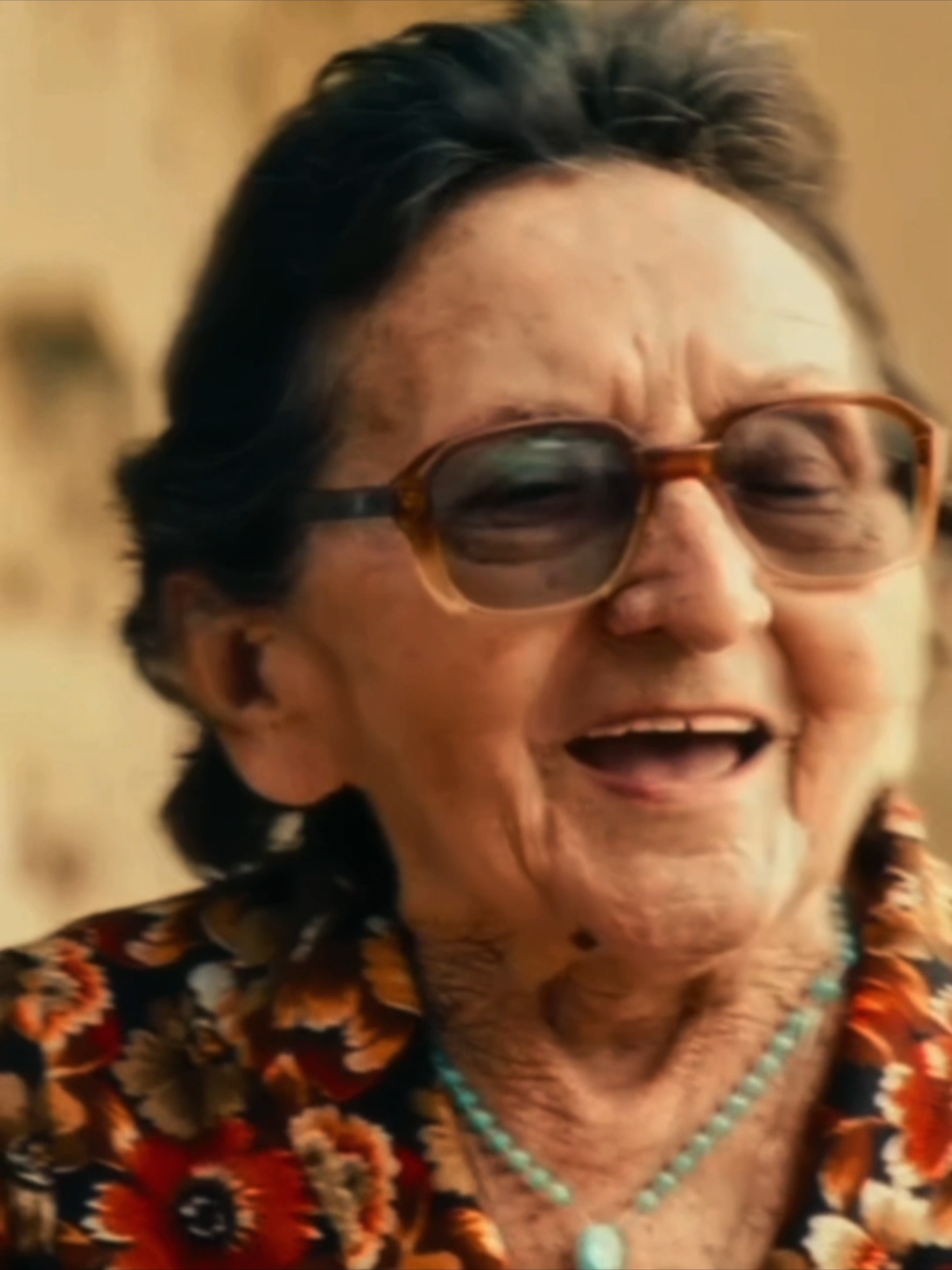 É ela: Dona Sebastiana. Ao seu dispor!