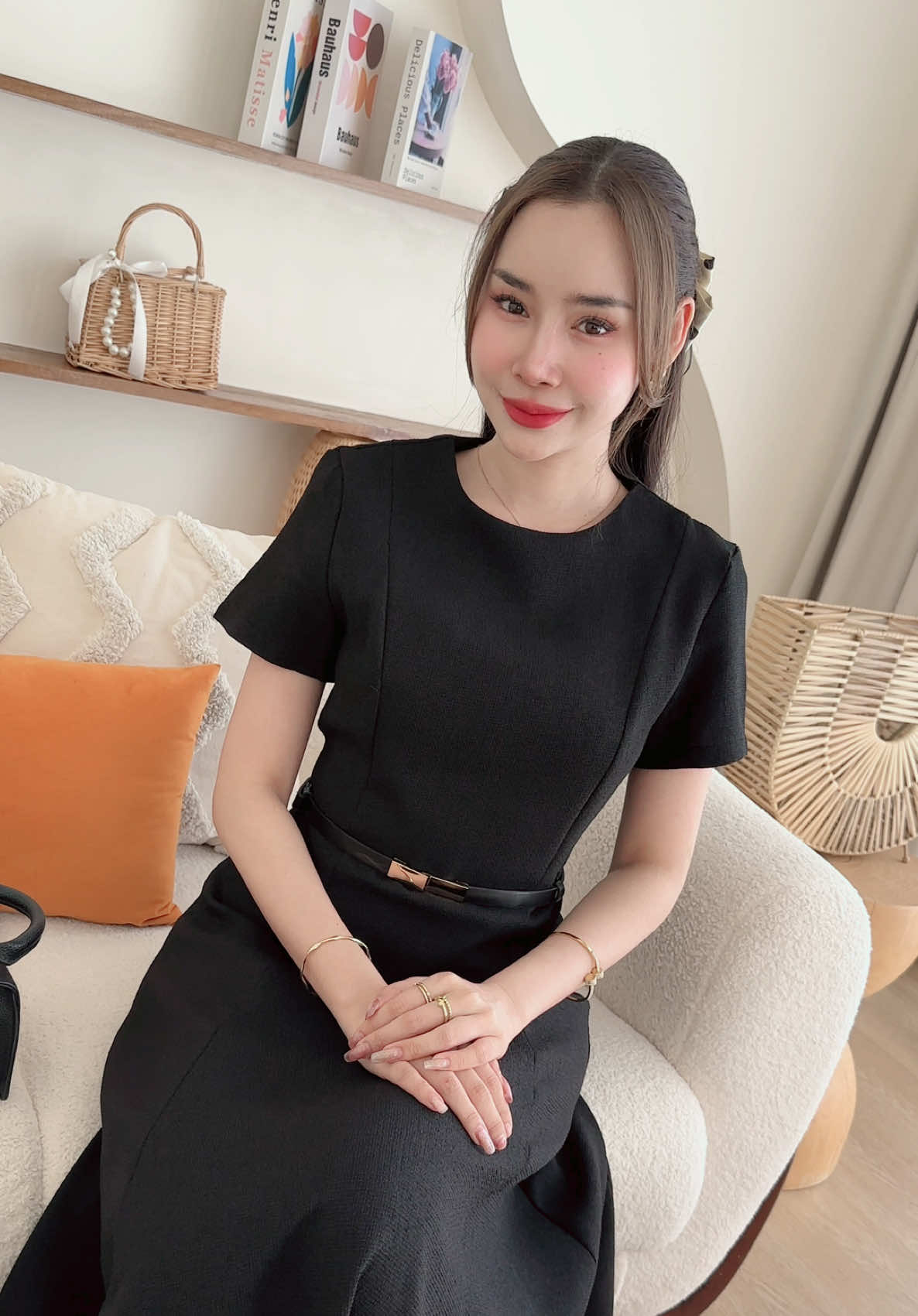 สินค้าขายดีพร้อมส่งแล้วนะคะ S-3XL งานเดรสผ้าทวิสต์สวยดูดีมากคะ #ชุดสีดํา #ชุดสุภาพ #เดรส #ชุดออกงาน #btstudio 