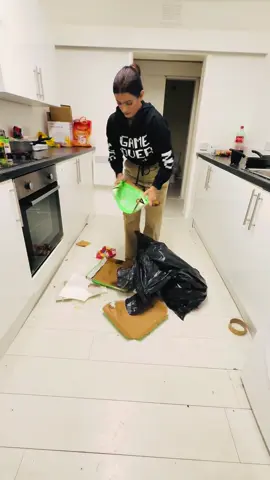 A very hectic day after midnight  House move  #CleanTok #Vlog #fyp#foryoupagе 