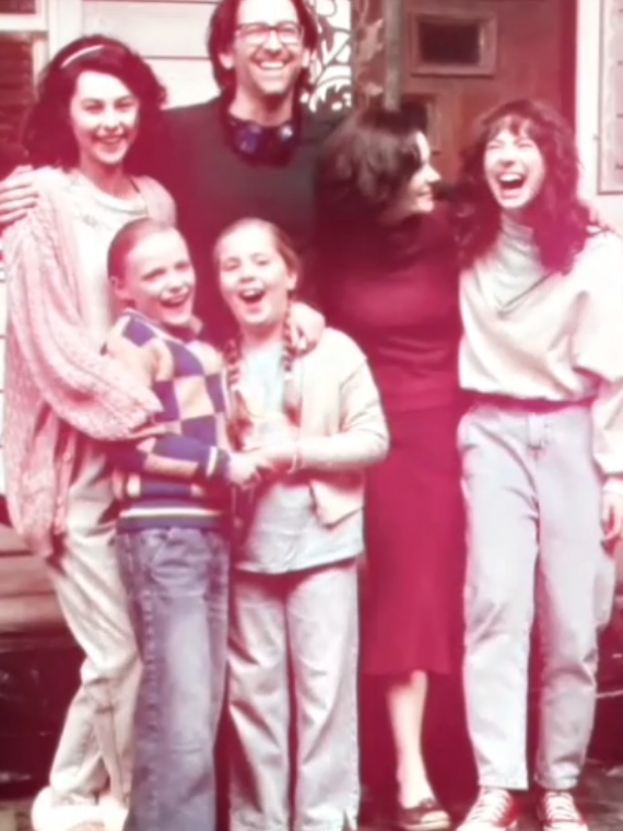 She and her sister deserved more screen time.  scp:@Ed cc:@𓏲Cris𝄢 wm:?  #heathersmurl #theconjuring #heathertheconjuring #fyp #foryou 