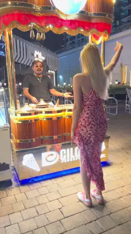 #dubai🇦🇪 #çilgındondurmaci #çilgındondurmaci #türkiyem🇹🇷🇹🇷🇹🇷 