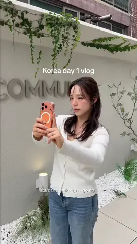 Day 1 in Korea and this is just the start of my insanely jam packed korea schedule 🙂‍↔️ had so much fun with @HEMEKO getting my hair and makeup done and so amazing getting to meet the @medicube global and @APRILSKIN USA team 💘  #travelvlog #seoulkorea #koreanmakeup #koreavlog 