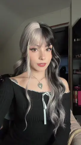 update there was no pink boa