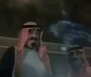 تآخرو في استقباله وحب يستعجلهم -خادم الحرمين الشريفين الملك عبدالله بن عبدالعزيز آل سعود رحمه الله #السعودية #الامارات #الكويت #قطر🇶🇦 #المغرب🇲🇦تونس🇹🇳الجزائر🇩🇿 