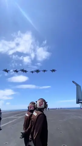 US Navy 🇺🇸 #militarylife #navy #usnavy #usarmy #navylife 