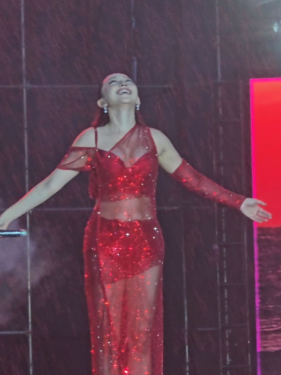 171125 Có Ai Thương Em Như Anh x Nước Mắt Em Lau Bằng Tình Yêu Mới - Tóc Tiên 📍WATERBOMB 2025 HCM