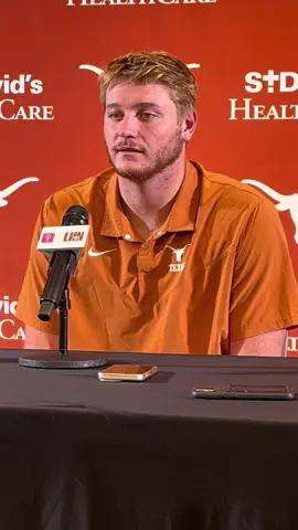 Ethan Burke and CJ Baxter break down what’s in front of the #texaslonghorns as they prepare to face Arkansas. 