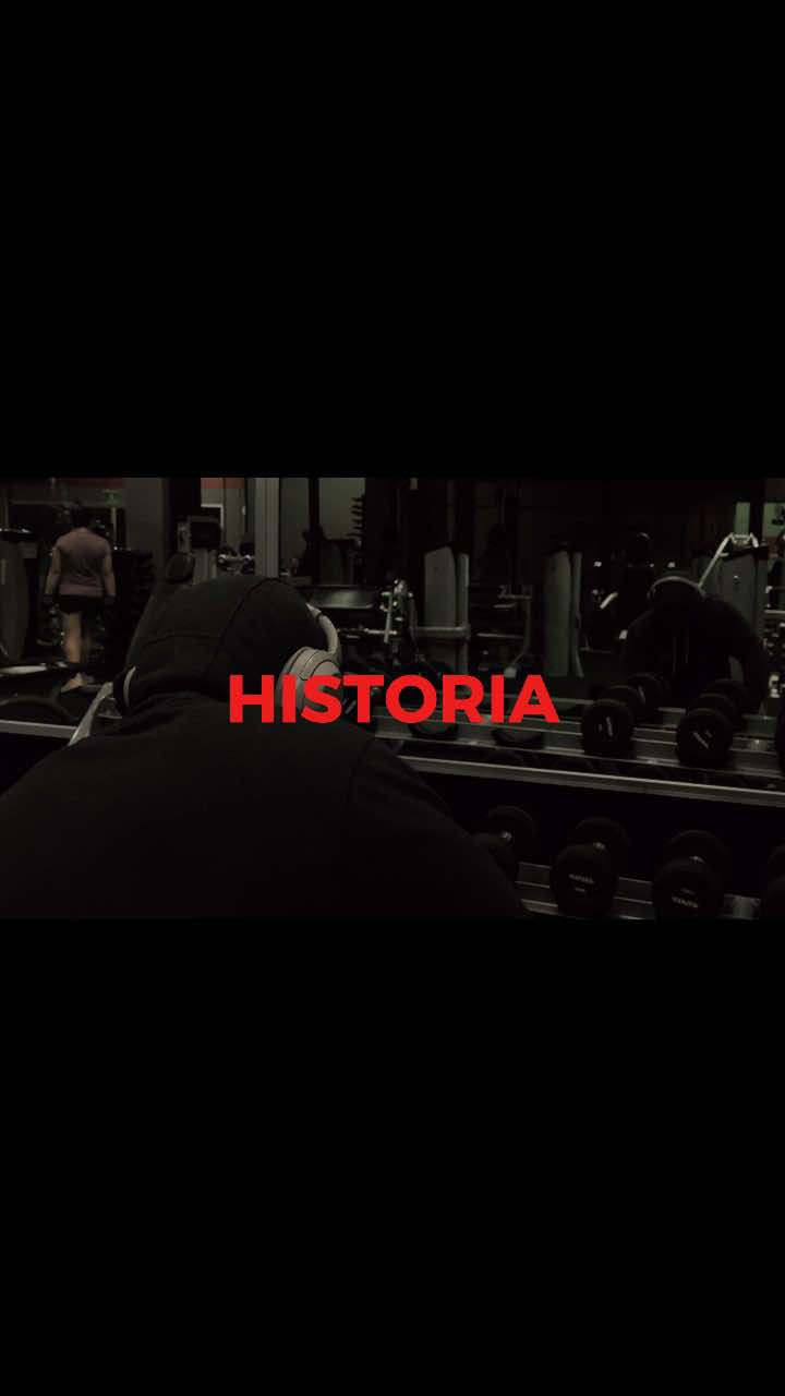 Hoy escribo mi historia con mis manos, a mi ritmo, a mi forma. #desarrollopersonal #motivacional #gym #mentalidad #GymTok 