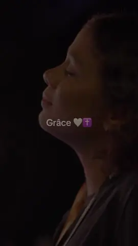 Abonne toi pour plus de vidéos ✝️🙏🏽 Seigneur les mots me manque, les larmes qui coulent en moi, les larmes de reconnaissance 😭🙏🏽🙏🏽 Tu es Dieu le seul, l’unique et le vérité 🙏🏽🙏🏽 #gospelmusic #tiktokchretien #viraltiktok #jesuslovesyou #fyppppppppppppppppppppppp 