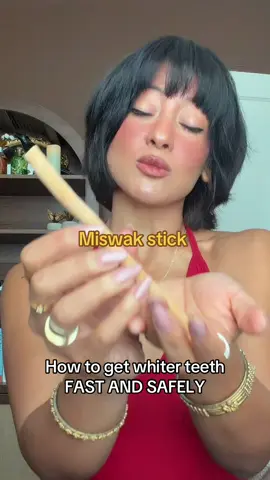 This stick is literally a miracle for whiter teeth omfg #whiterteeth #oralhygiene #whiteteeth #holistichealing 