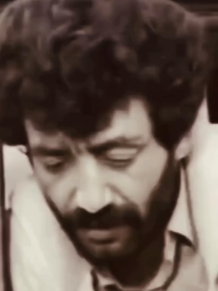 Yuregıme Sevme Diyememki #arabeskşarkıla #sözsokakta✔ #müslümgürses #keşfettengelenlertakipetsin #capcut #damar #müslümbaba