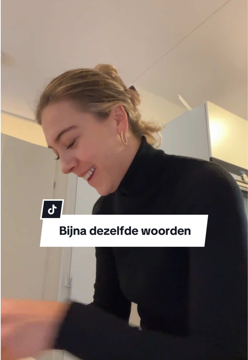 Hoe leuk dat dit hem totaal niet verwart 🇳🇱🇩🇪 #reality #fyp #duits #nederlands #peuter 