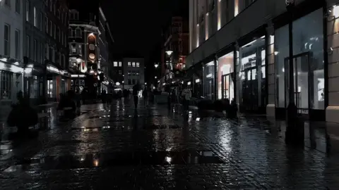 احلفك بالعزيزه أمك #fyp #foryou #foryoupage #عراقي #اغاني 