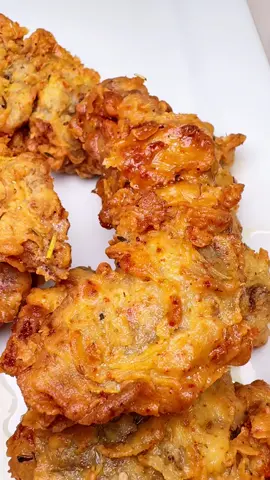 Making chicken fried Steak bites as a mom of 7 🤌🏾#thanksgiving 