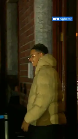 Her hylles det norske herrelandslaget av folkehavet på Rådhusplassen ❤️ #VM #fotball #nrknyheter #nrk #erlingbrauthaaland