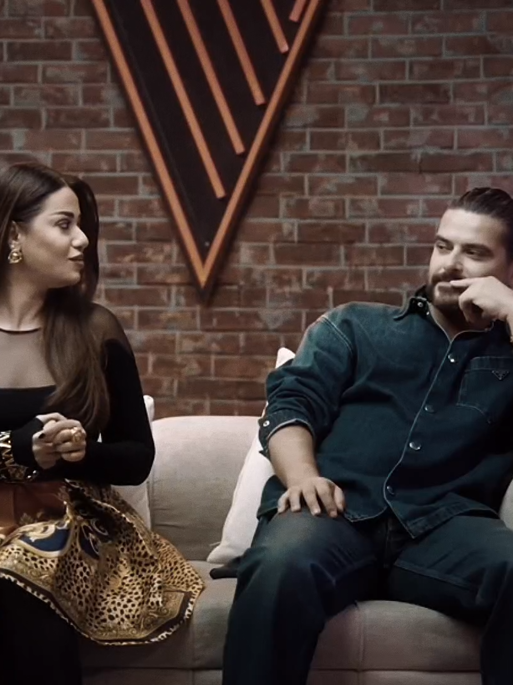 العلاقات المستحيلة part 1 🙏🏻 #viralvideo #explore #رحمة_رياض  #الشعب_الصيني_ماله_حل😂😂 #ناصيف_زيتون 