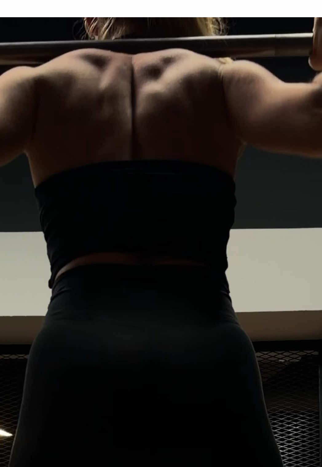 Dernière séance de la semaine 10 du booth gains 1.0 @Aliénor 🎧🎀🏋️‍♀️ j’adore toujours autant mes séances !!  #fyp #gymgirltiktok #trainning #pourtoi #lowerbodyworkout 