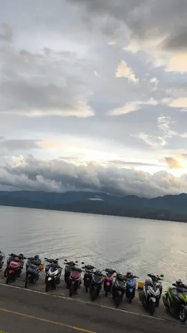 ingin mengulang😍 #asosiasivariominangkabau #varionistyindonesia  #danausingkarak #sumaterabarat #promomakanharian @asosiasivariominangkabau 