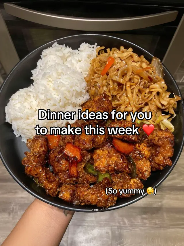 Comment which recipe you want and I’ll send it 😋 #DinnerIdeas #highproteinmeals #mealpreptok #EasyRecipes #whatieatinaday   
