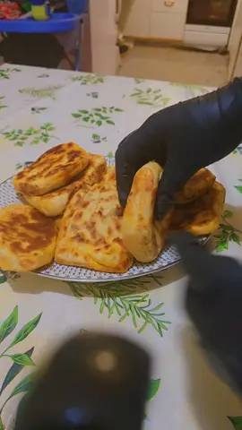 فطائر بدون خميرة من غير الفرن لذيذه #CapCut #سودانيز_تيك_توك_مشاهير 