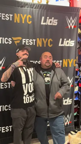 Gabriel Iglesias (Fluffy) vists Dominik Mysterio at his meet and greet. #WWE  #wweraw 
