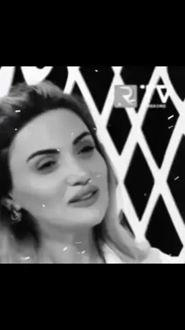 ele davranıram ki guya heçne vecimə deyil ama and olsun ALLAHA daxilən yorulmuşam #keşfet 