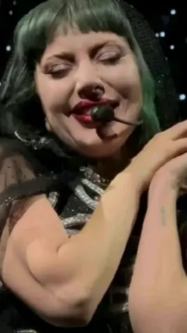 VOU LEVAR VOU LEVAR👺👺👺 #fyp #ladygaga #vanishintoyou #mayhemball #littlemonsters 