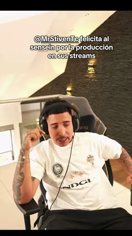 @MrStivenTc felicita al sensei por lo que está haciendo en sus streams, y le dice que cuando quiera él le produce un directo.#mrstiventc #3l3va2 #colombia #guerrillatc💥 #elsensei 