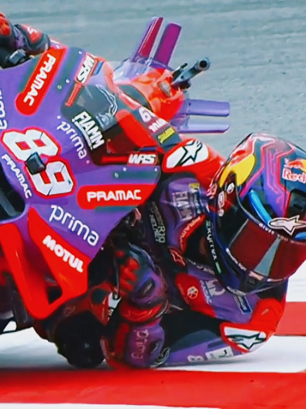 Crazy Race⚡👽  #motogp #moto #race #corrida #foryou 