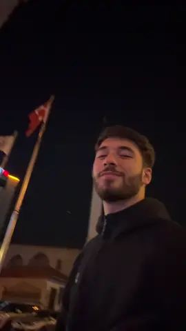 Papiii papiii 😝😝 @Kerpeten Ali 