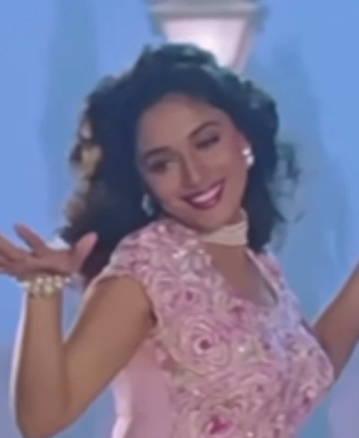 so many memories! (sorry for bad audio quality) #madhuridixit #salmankhan #bollywood #edit #song 