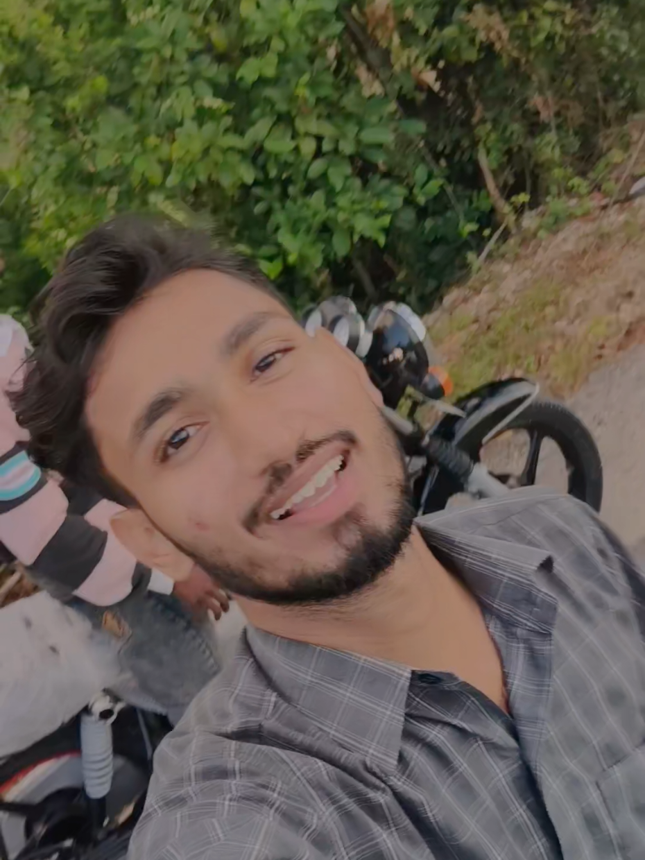 Smile❤️😅#ashtetic #trendingnow #tanzaniantiktok🇹🇿 #travel #tiktokindia 