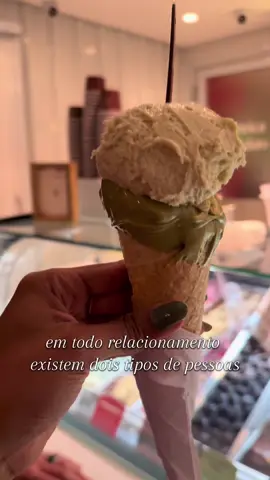 um que compra sem ver preço  e o que tem bom senso 😶‍🌫️💰 #bacio #dailyvlog #fyp #couple 