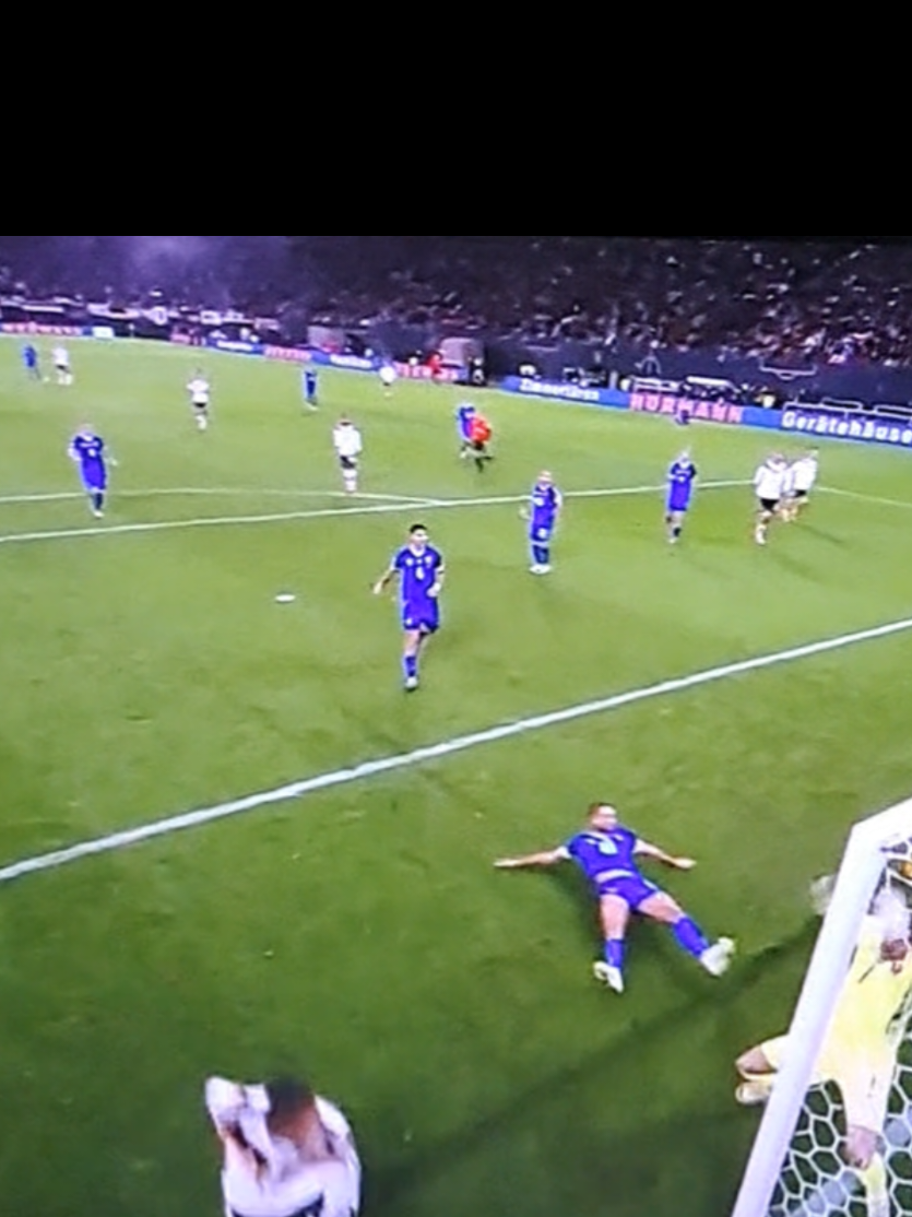 leroy sane ⚽️⚽️  Almanya Slovakya  #trend #2025 #online #futbol #foryoupage❤️❤️ 