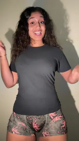 LOOKIN FOR A GOLDEN RETREIVER #fyp #fypシ 