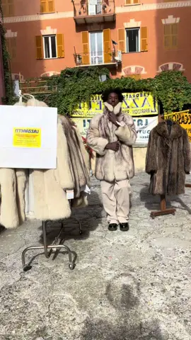 #luxuryfashion #vintagefashion #TikTokFashion #modevintage #fur 