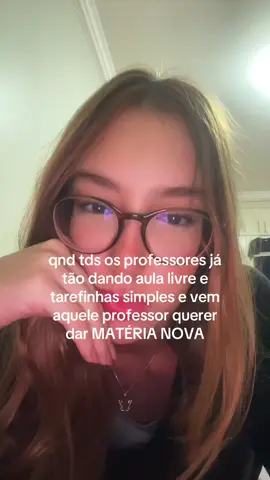 NA PENULTIMA AULA DELE NO ANOOO